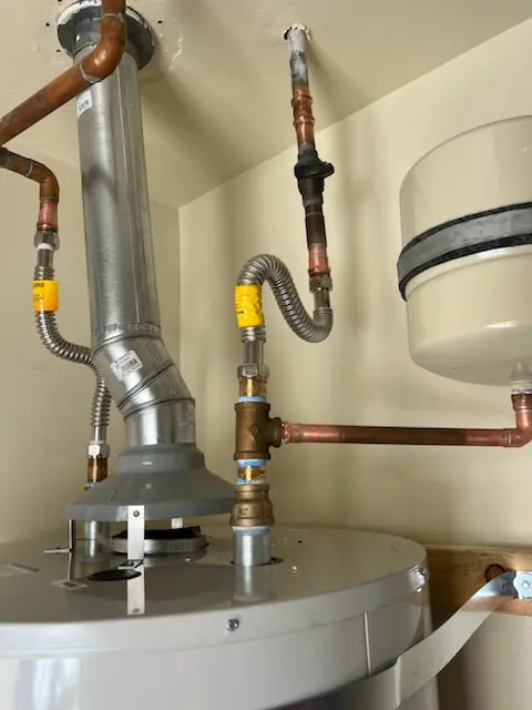 Water heater installation and plumbing repair in Paradise Hills